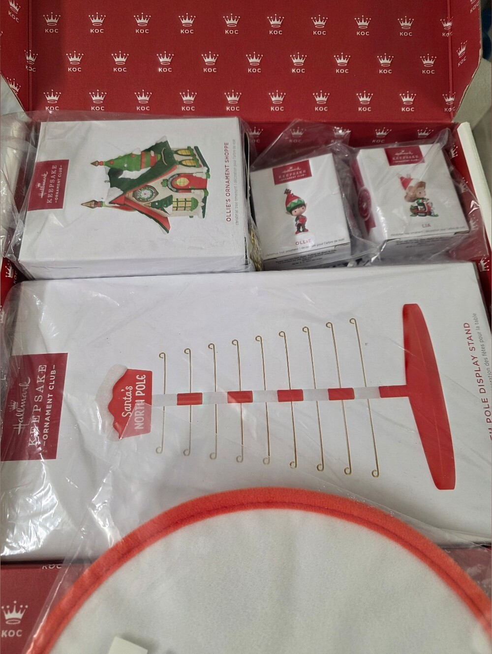 Hallmark 2024 Keepsake Ornament Club Membership Welcome Kit Box w/ Ollie & Lia